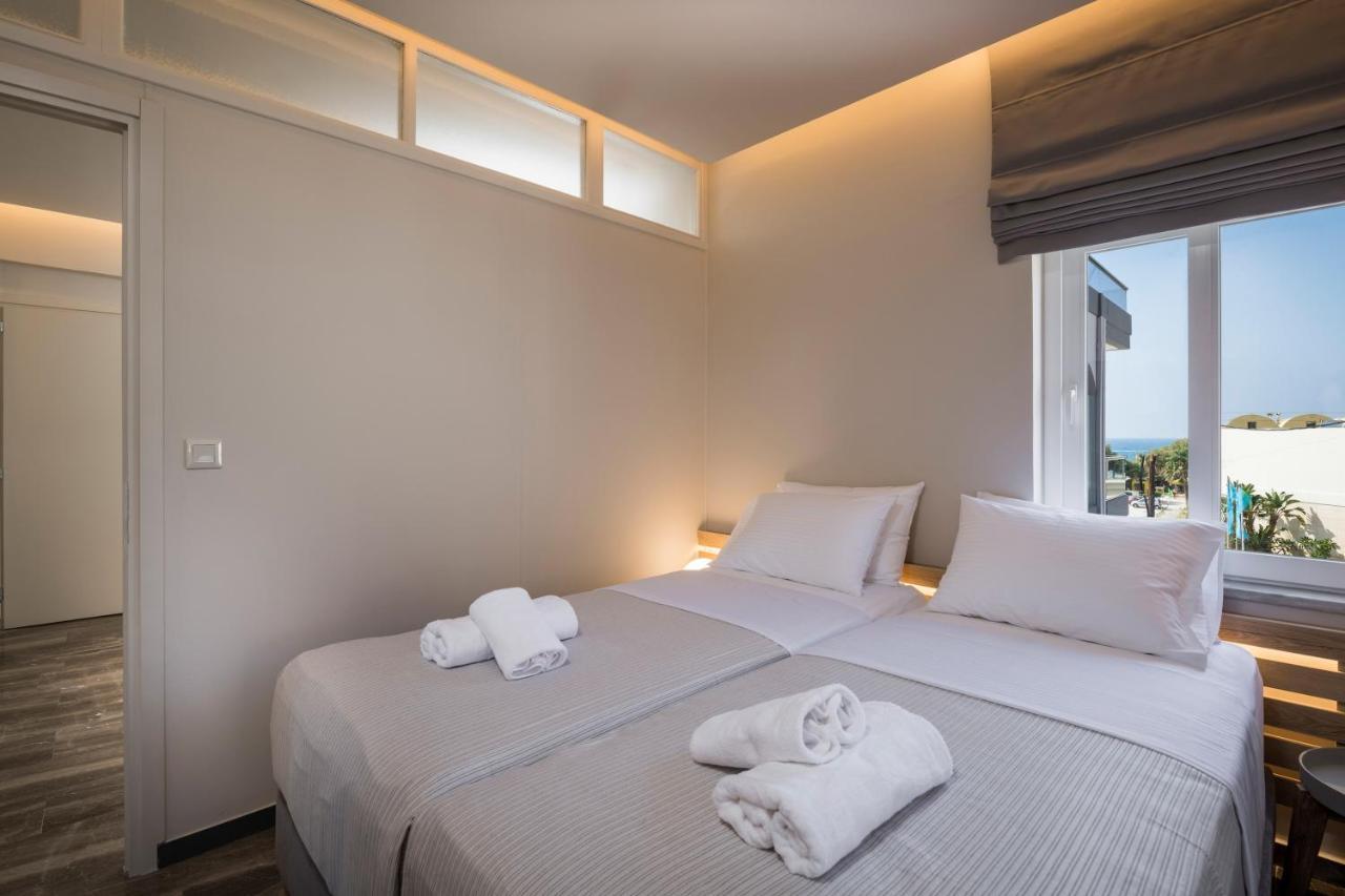 Sun Ray Luxury Apartments Agia Marina 外观 照片