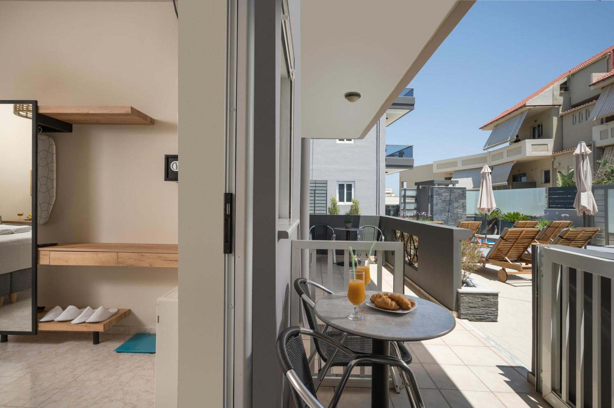 Sun Ray Luxury Apartments Agia Marina 客房 照片